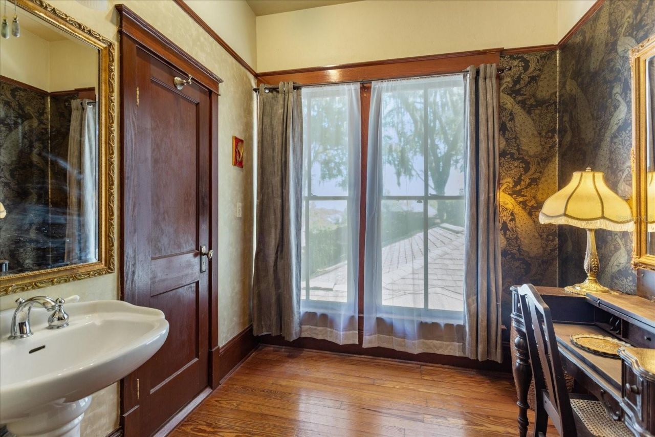 620 N Tubb Street, Oakland, FL 34760 Photo