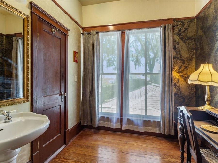 Property Image 53