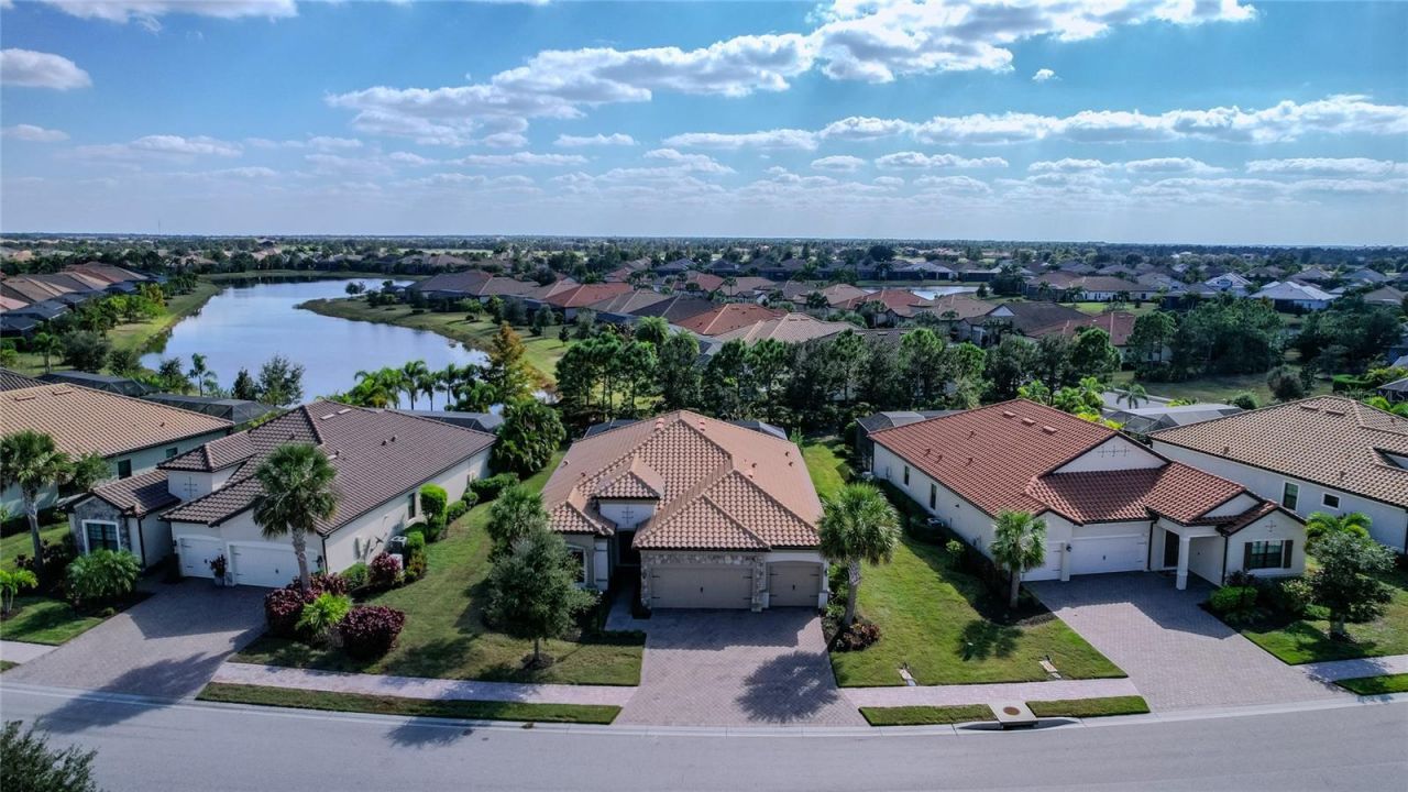 7143 Whittlebury Trail, Bradenton, FL 34202 Photo