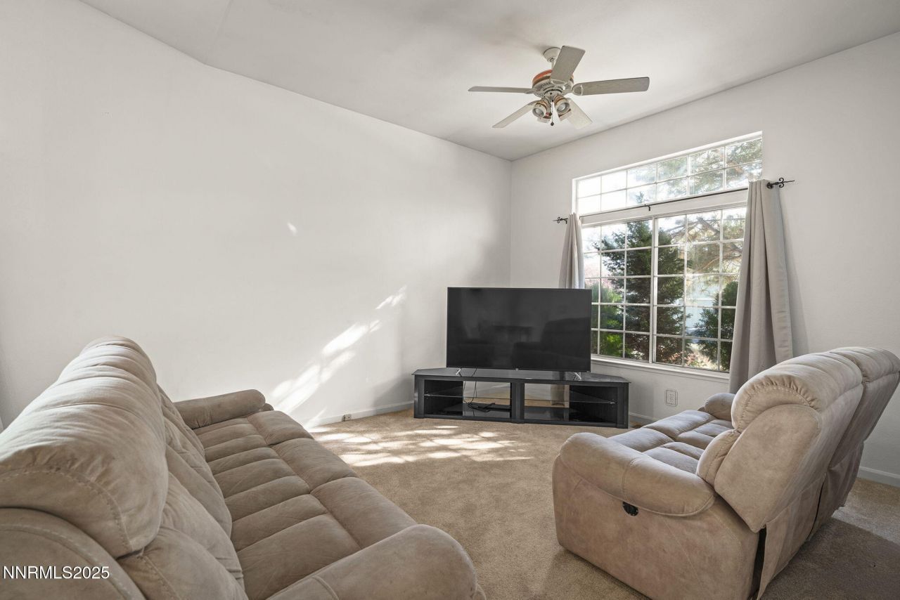 3059 Creekwood Drive, Reno, NV 89502 Photo