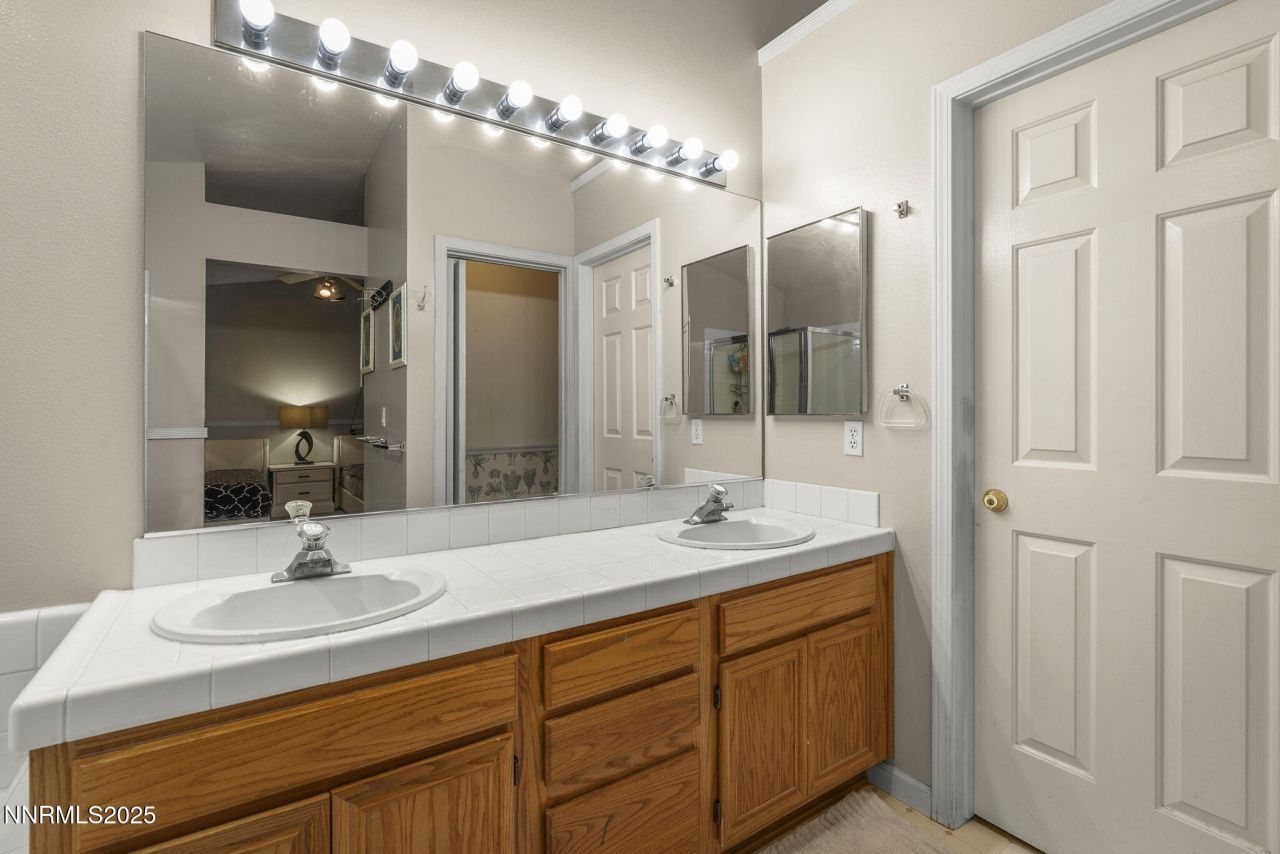 3059 Creekwood Drive, Reno, NV 89502 Photo