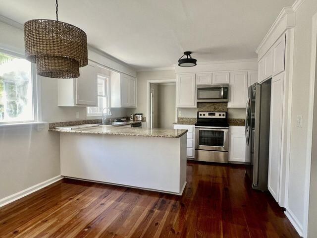 757 Sappho Court Photo 4