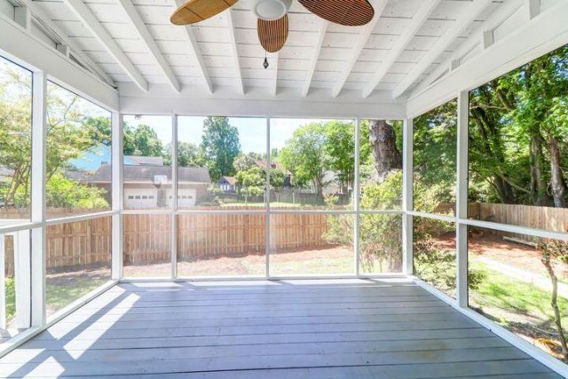 757 Sappho Court Photo 6