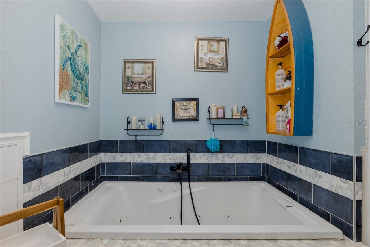 8211 Hayward Lane, Port Richey, FL 34668 Photo