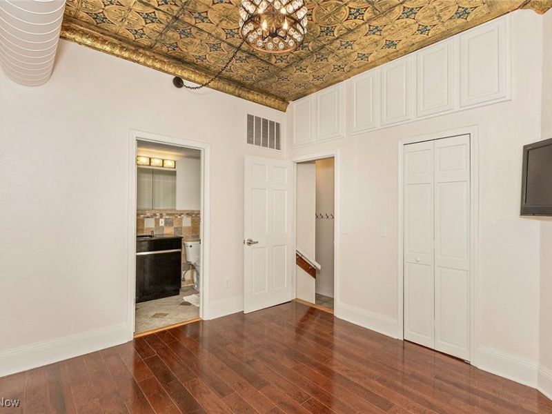 408 W Saint Clair Avenue, Unit 226, Cleveland, OH 44113 Photo 21