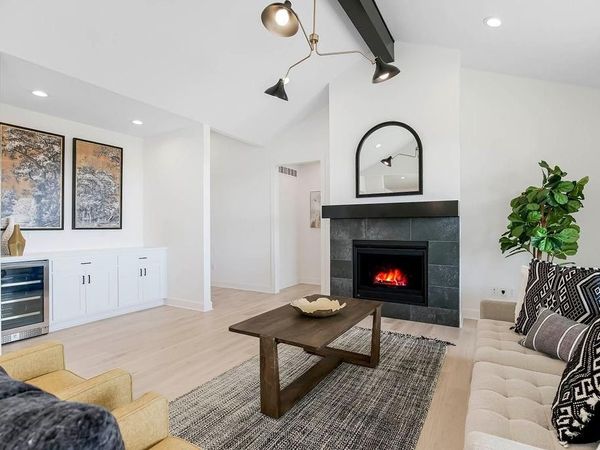 4005 W 158th Place, Overland Park, KS 66224