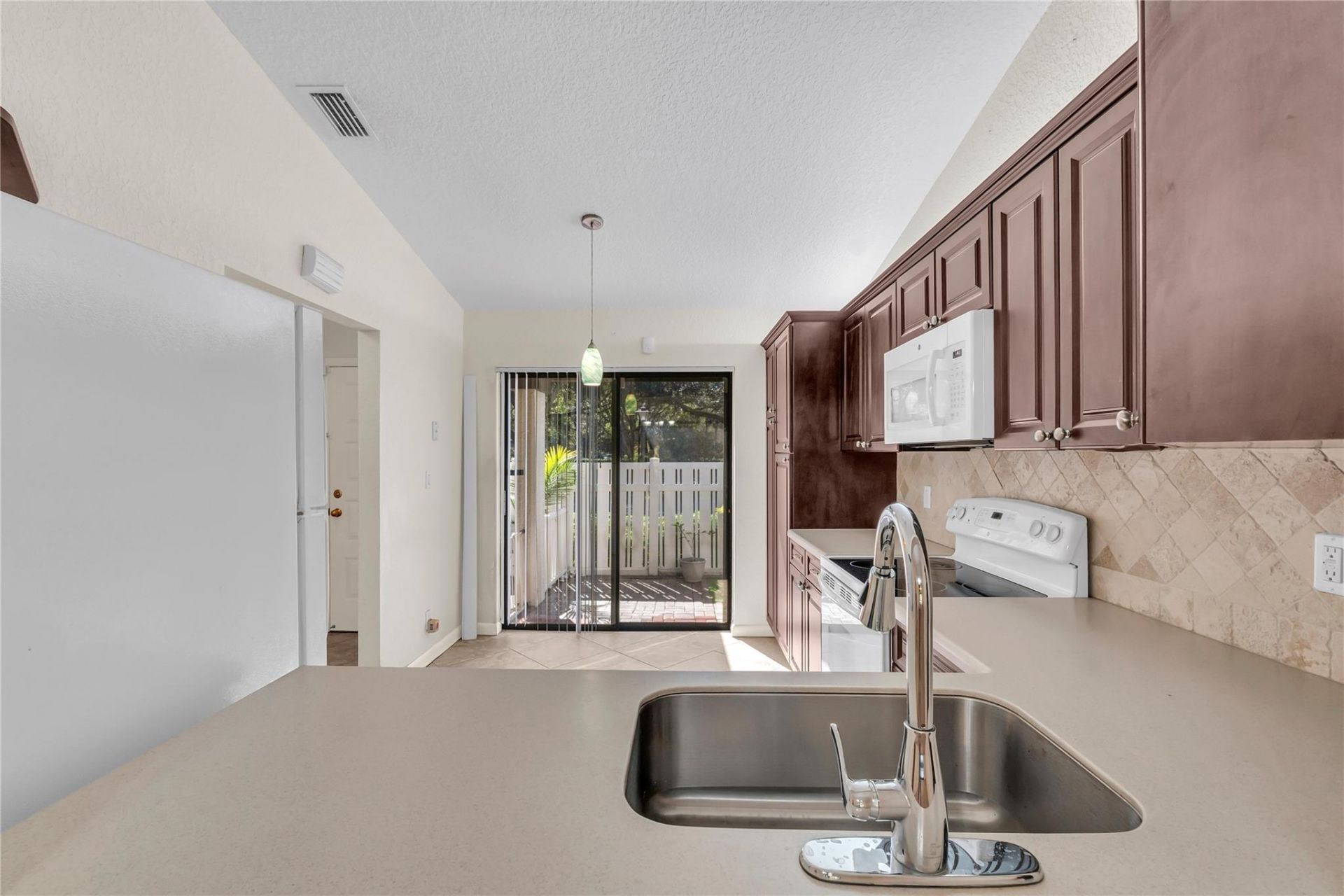3246 Carambola Circle S, Unit 3246, Coconut Creek, FL 33066 Photo