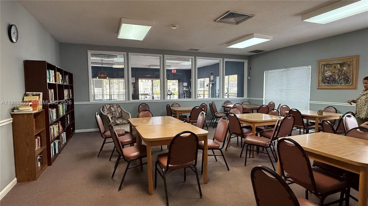 4940 E Sabal Palm Blvd, Unit 302, Tamarac, FL 33319 Photo