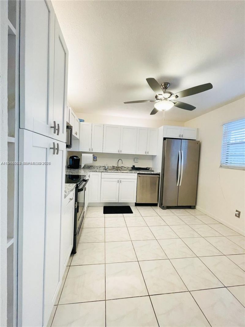 4940 E Sabal Palm Blvd, Unit 302, Tamarac, FL 33319 Photo