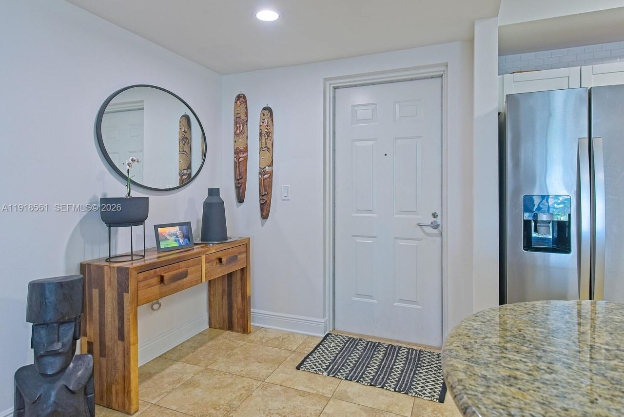 7285 SW 90th St, Unit D613, Miami, FL 33156 Photo