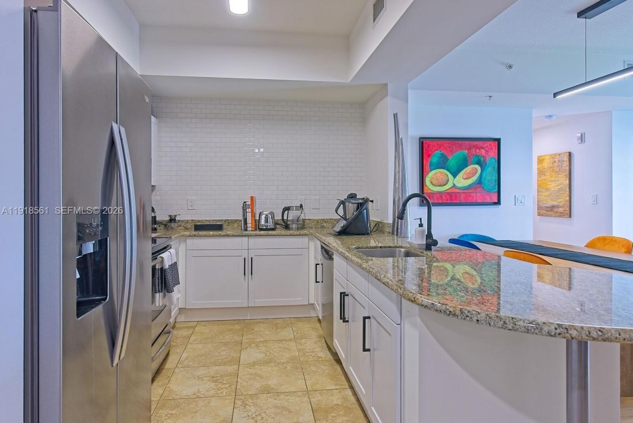 7285 SW 90th St, Unit D613, Miami, FL 33156 Photo