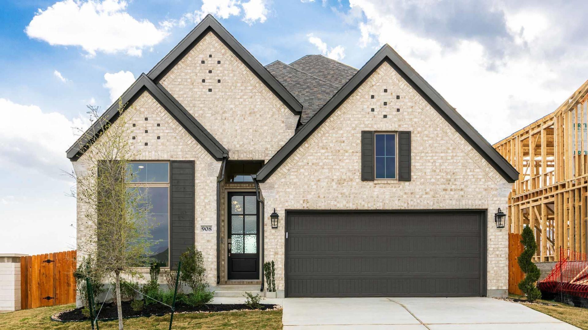 908 Lariat Loop, Liberty Hill, TX 78642 Main Photo