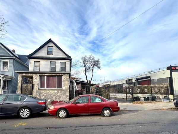 134-15 102nd Avenue, Richmond Hill S., NY 11419