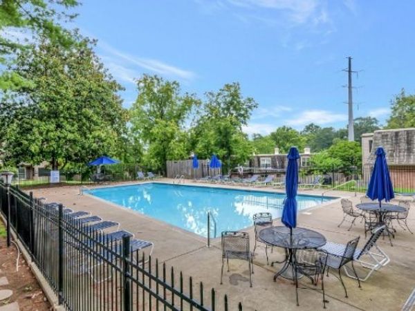 3000 Hillsboro Pike, Unit 135, Nashville, TN 37215