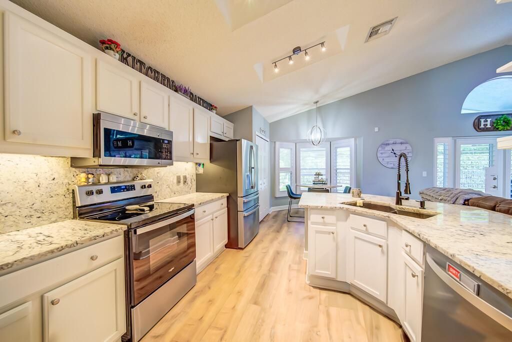 15055 Oak Chase Court, Wellington, FL 33414 Photo