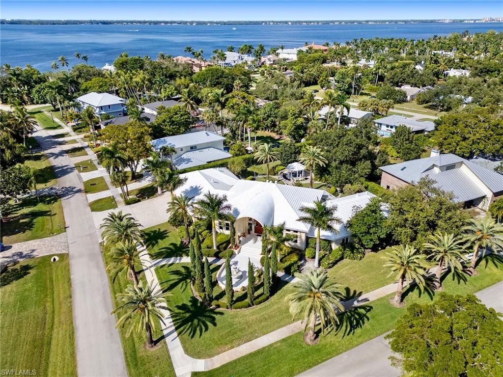 1299 Plumosa Dr, Fort Myers, FL 33901 Photo