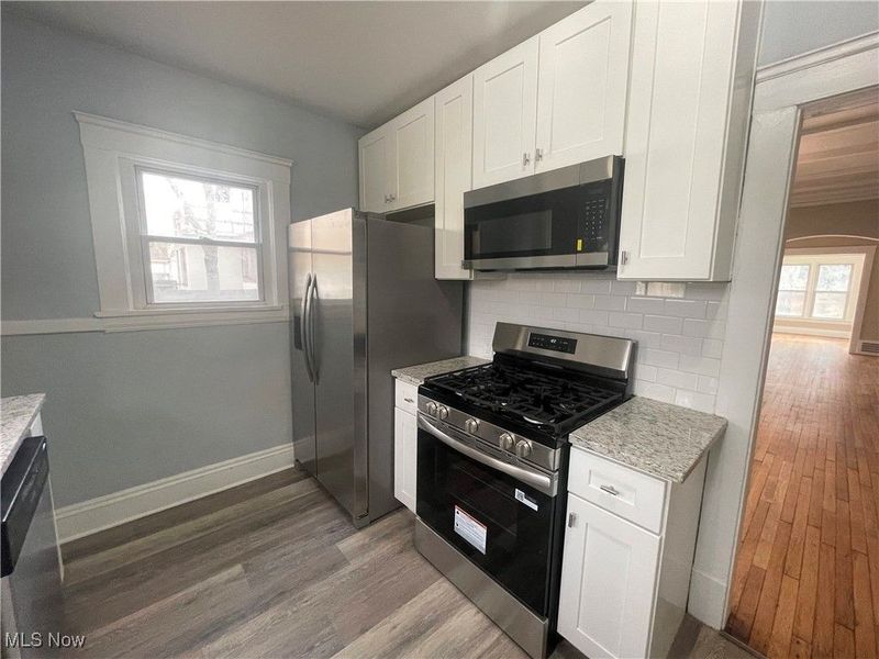 3235 Oak Road, Cleveland, OH 44118 Photo 12