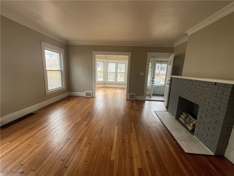 3235 Oak Road, Cleveland, OH 44118 Photo 4