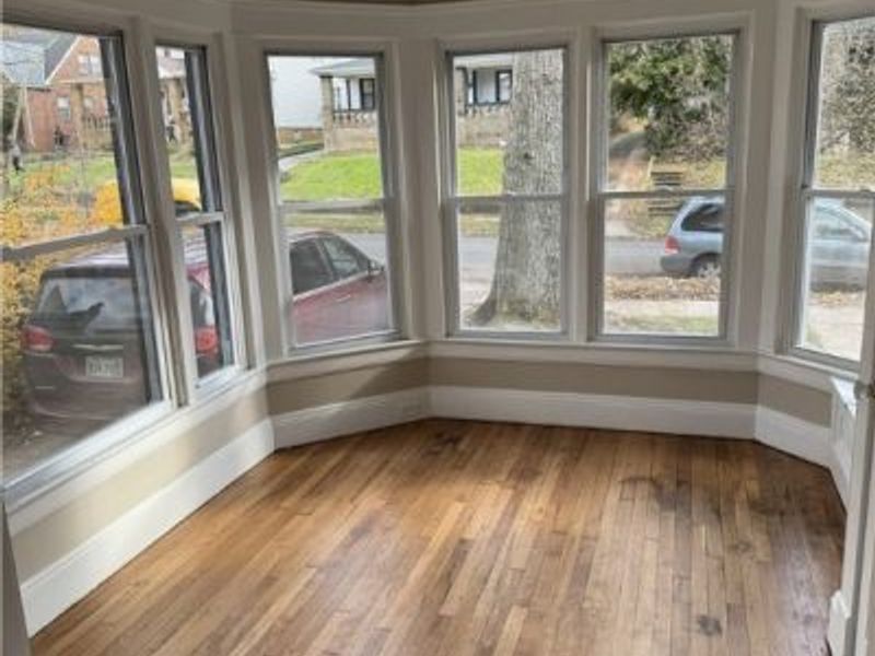 3235 Oak Road, Cleveland, OH 44118 Photo 6