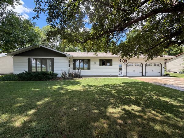 514 Fir Avenue, Westbrook, MN 56183