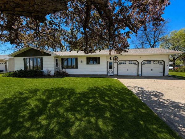 514 Fir Avenue, Westbrook, MN 56183