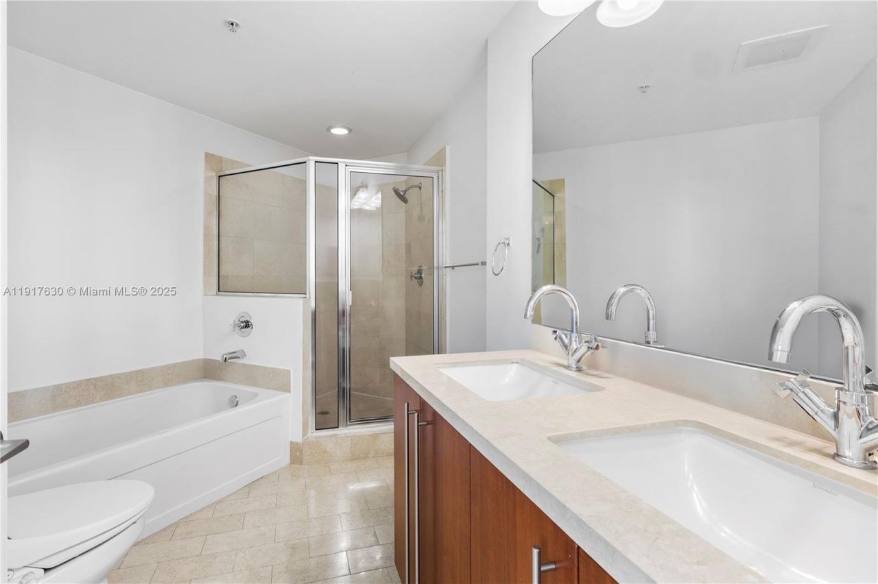 79 SW 12th St, Unit 2701-S, Miami, FL 33130 Photo