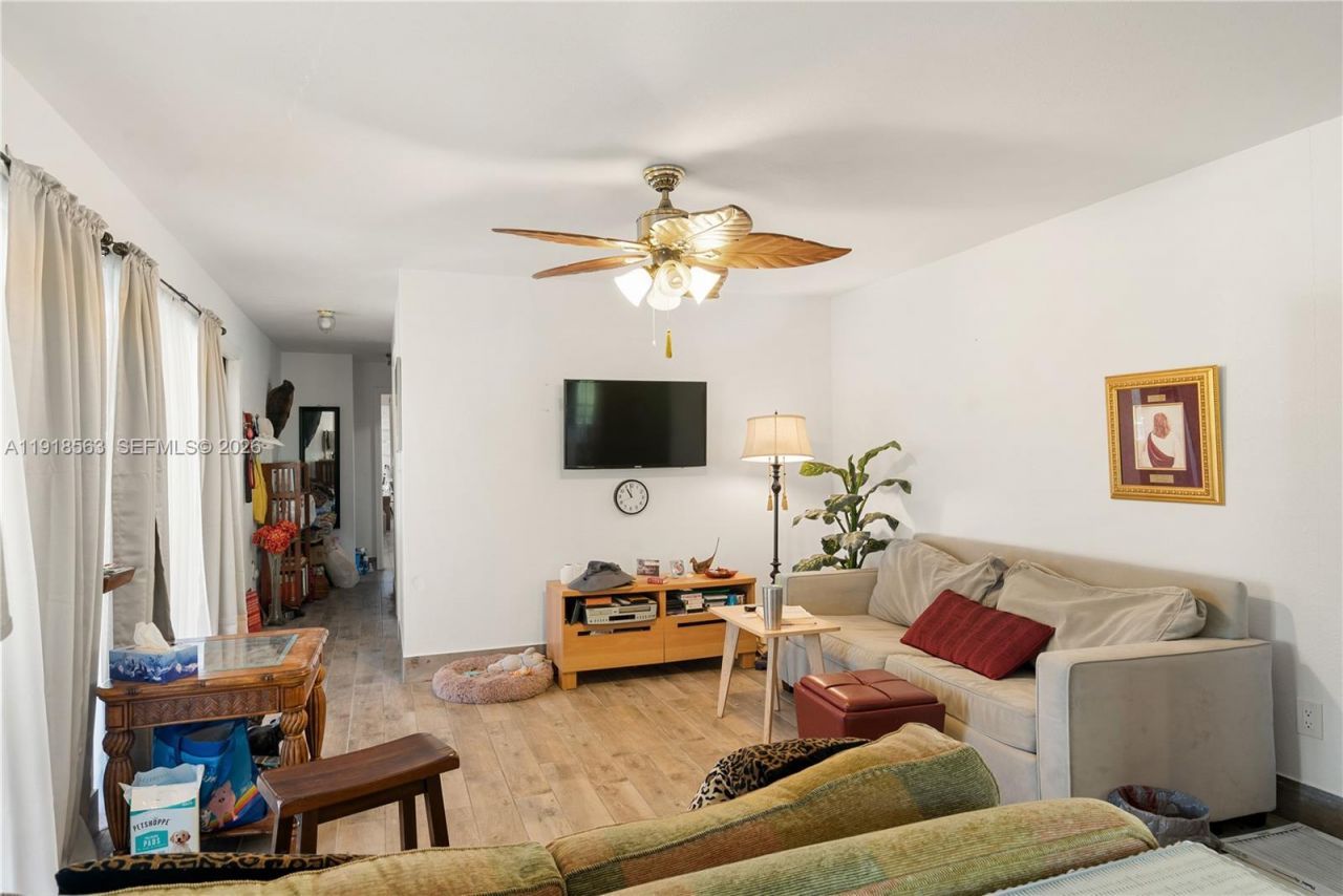 561 Gordon Cir, Key Largo, FL 33037 Photo