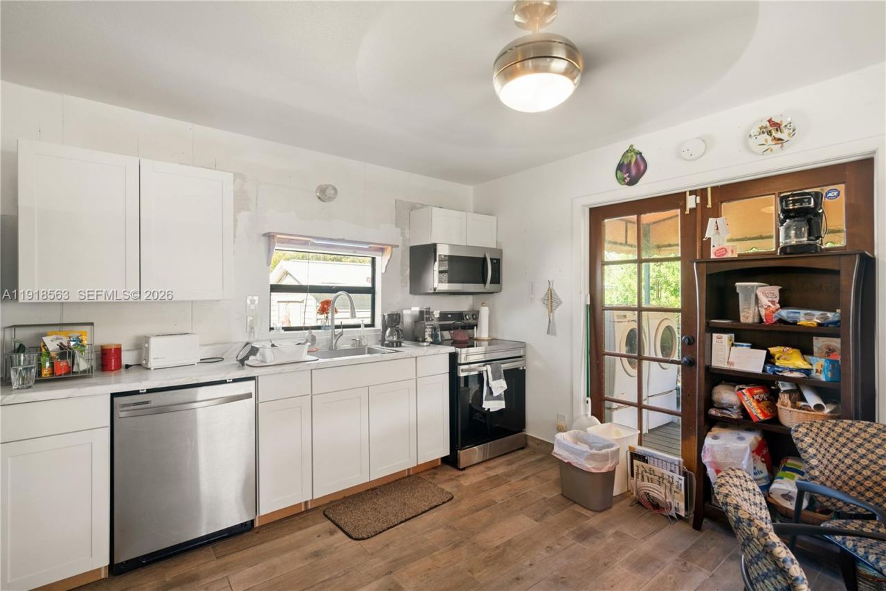 561 Gordon Cir, Key Largo, FL 33037 Photo