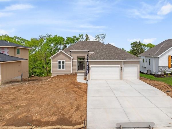 25030 W 141st Street, Olathe, KS 66061