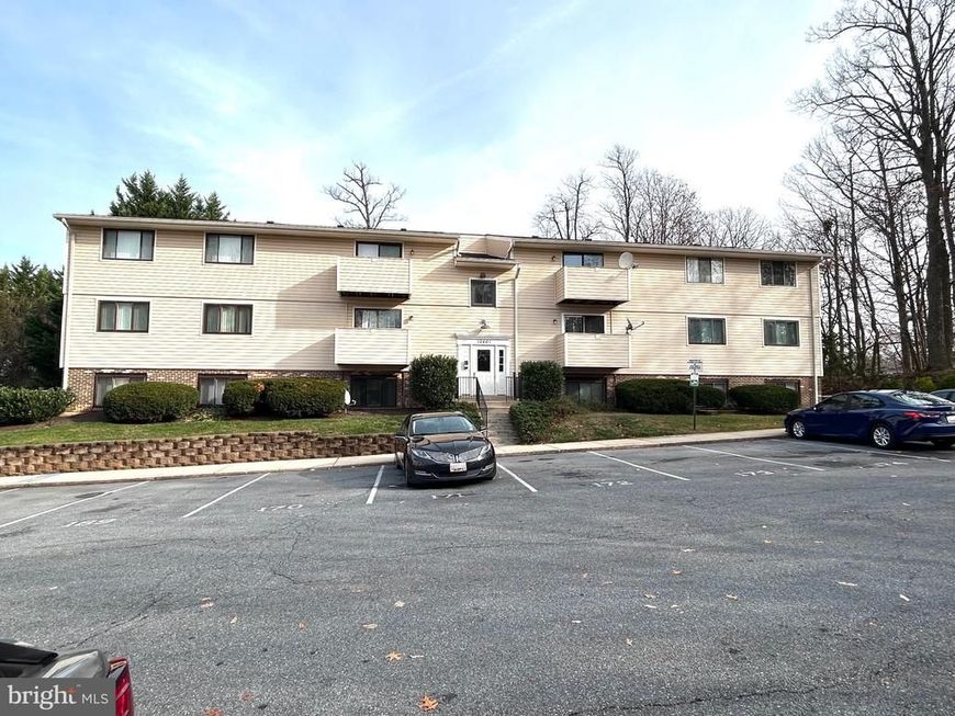 12405 Hickory Tree Way, Unit 613, Germantown, MD 20874 Main Photo