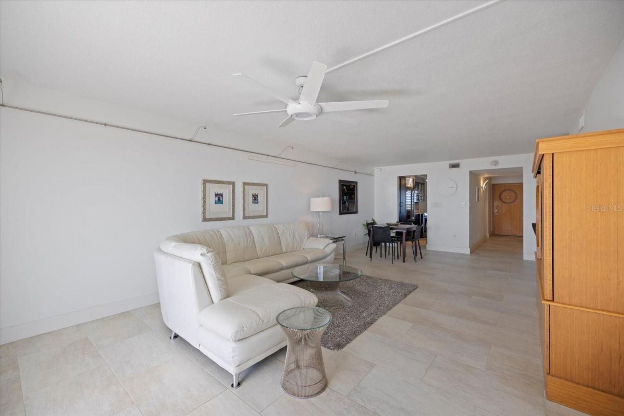 625 Beach Road, Unit 602, Sarasota, FL 34242 Photo