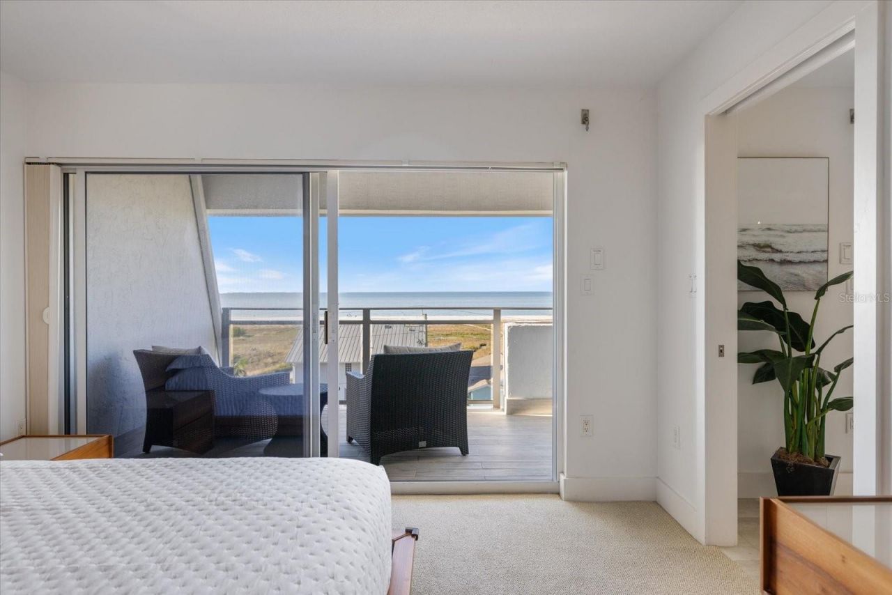 625 Beach Road, Unit 602, Sarasota, FL 34242 Photo