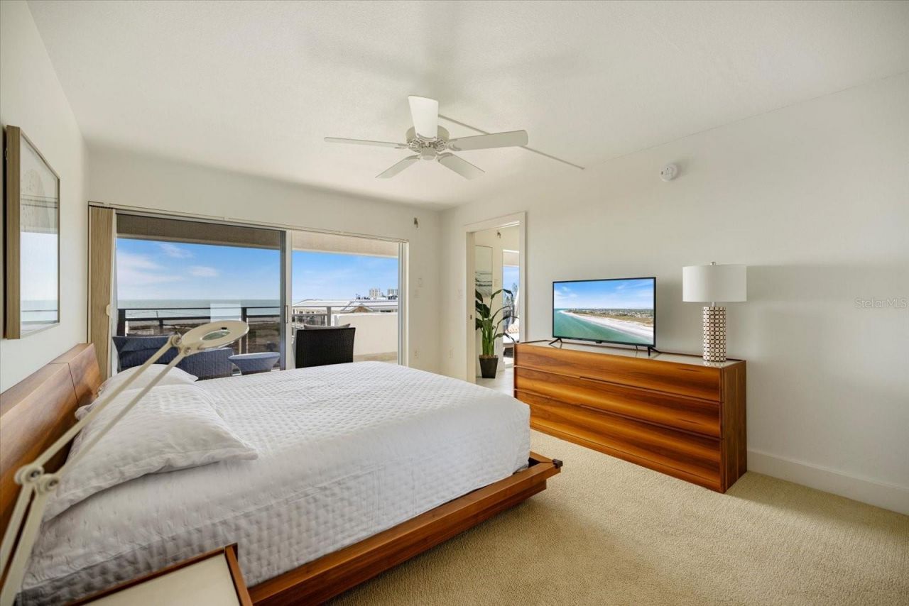 625 Beach Road, Unit 602, Sarasota, FL 34242 Photo