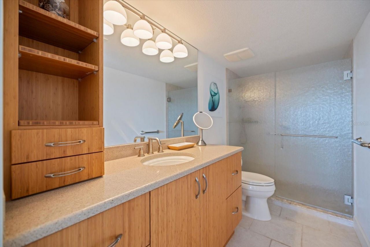 625 Beach Road, Unit 602, Sarasota, FL 34242 Photo