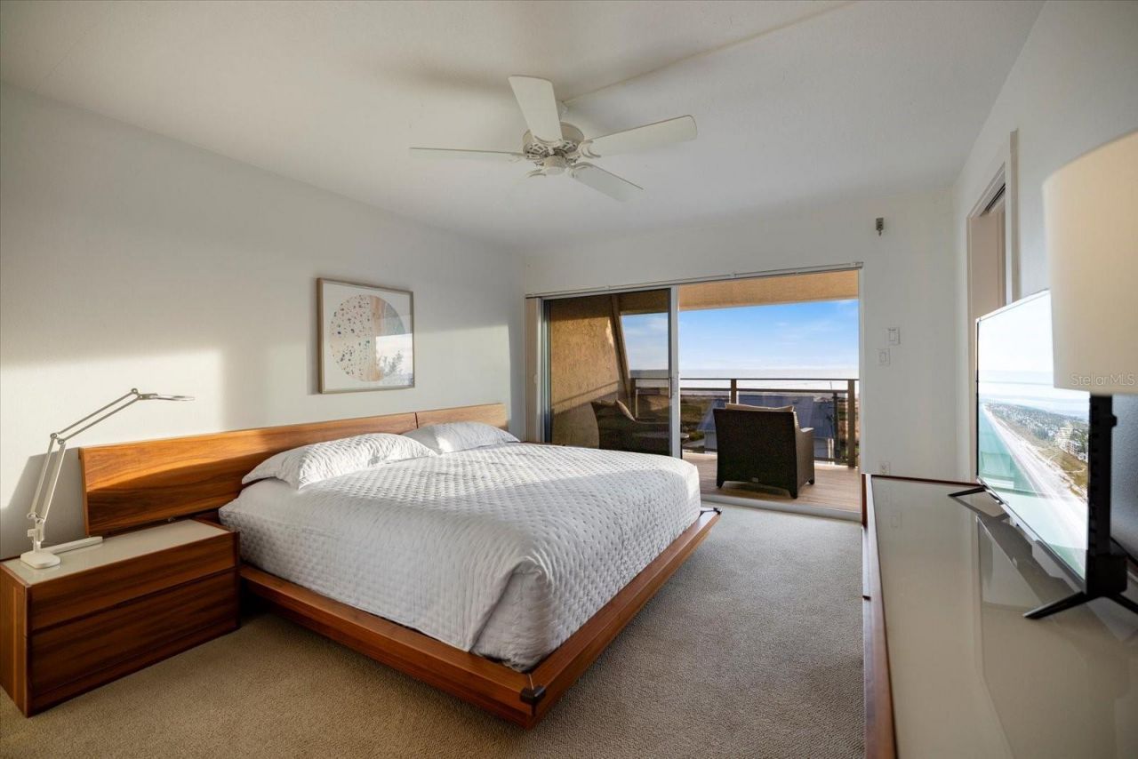 625 Beach Road, Unit 602, Sarasota, FL 34242 Photo