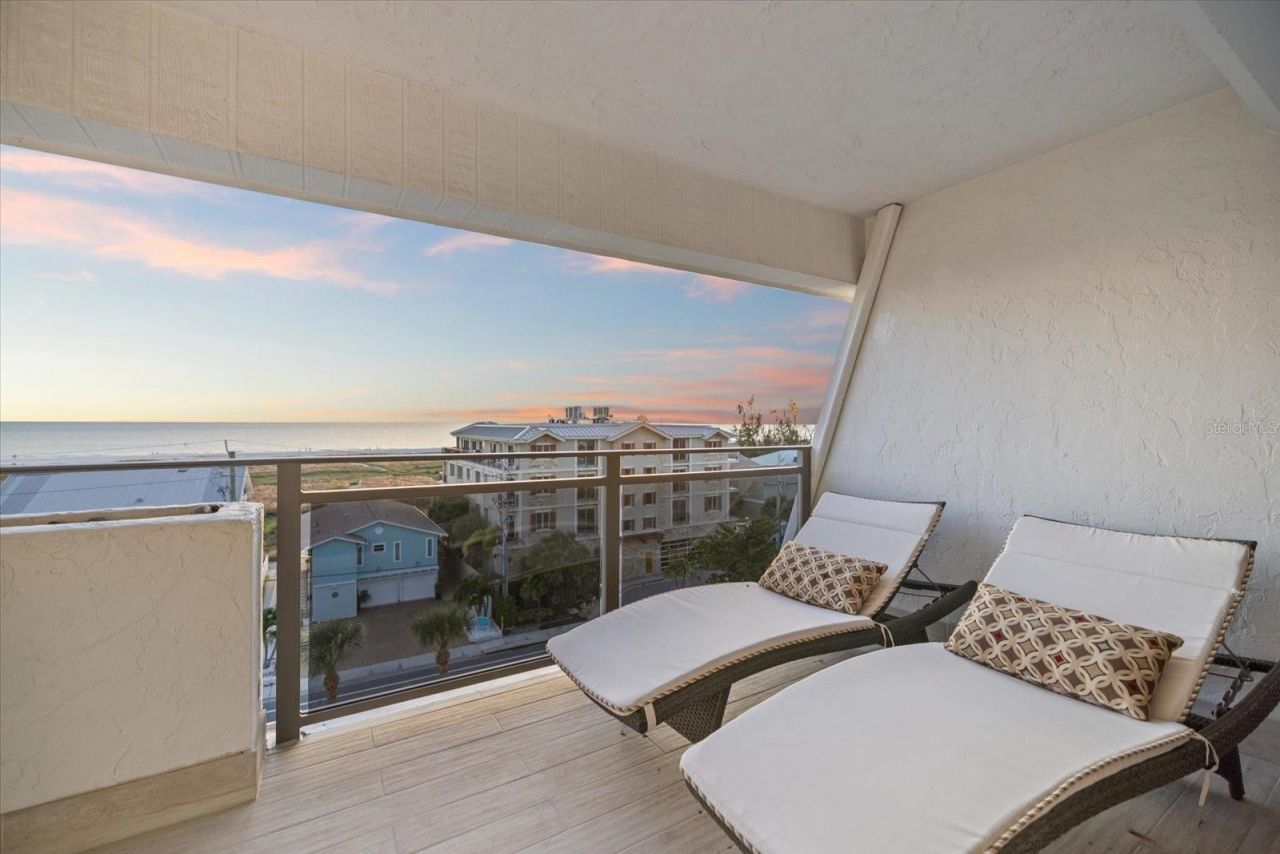 625 Beach Road, Unit 602, Sarasota, FL 34242 Photo