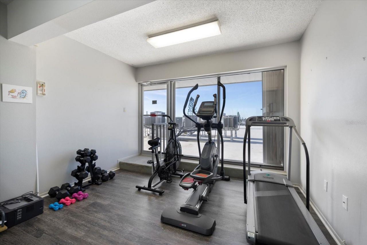 625 Beach Road, Unit 602, Sarasota, FL 34242 Photo