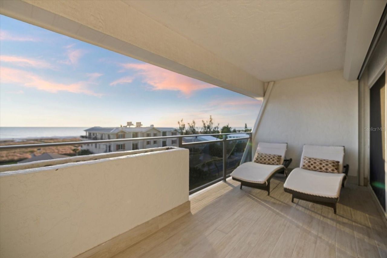 625 Beach Road, Unit 602, Sarasota, FL 34242 Photo