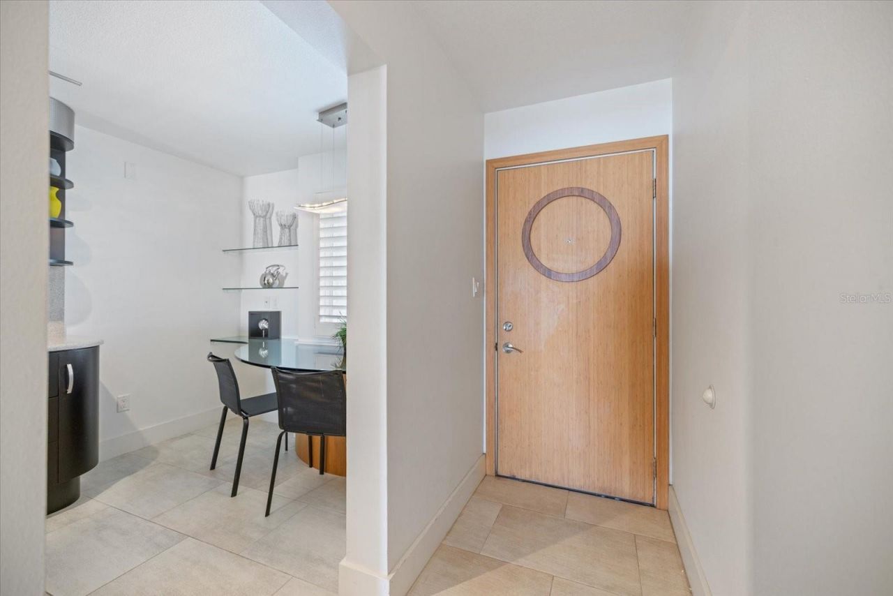 625 Beach Road, Unit 602, Sarasota, FL 34242 Photo