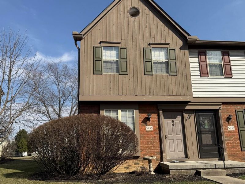 5938 Aqua Bay Drive, Columbus, OH 43235 Photo 1