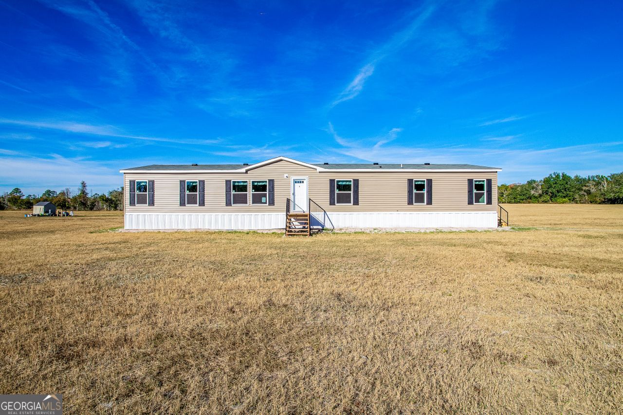 373 Barber Branch, Saint George, GA 31562 Main Photo