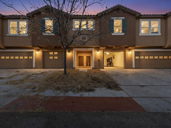 601 Menaul Boulevard NE, UNIT 3203, Albuquerque, NM 87107