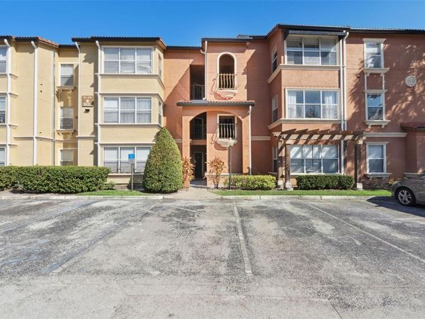 5120 CONROY RD, Unit 28, ORLANDO, FL 32811