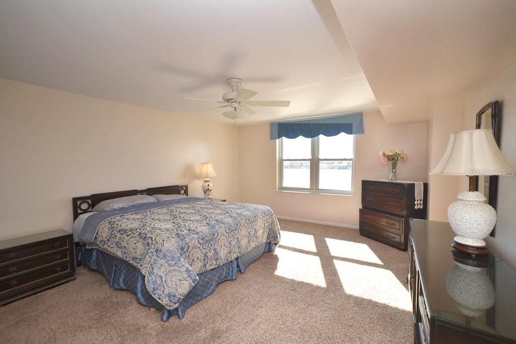 5200 Brittany Drive S, Unit 606, Saint Petersburg, FL 33715 Photo