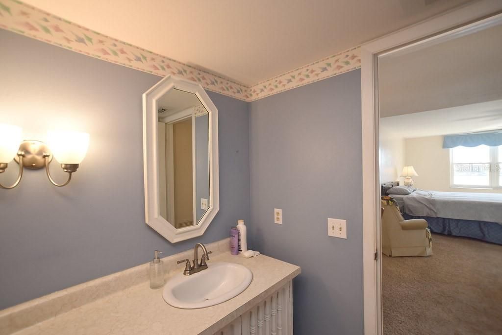 5200 Brittany Drive S, Unit 606, Saint Petersburg, FL 33715 Photo