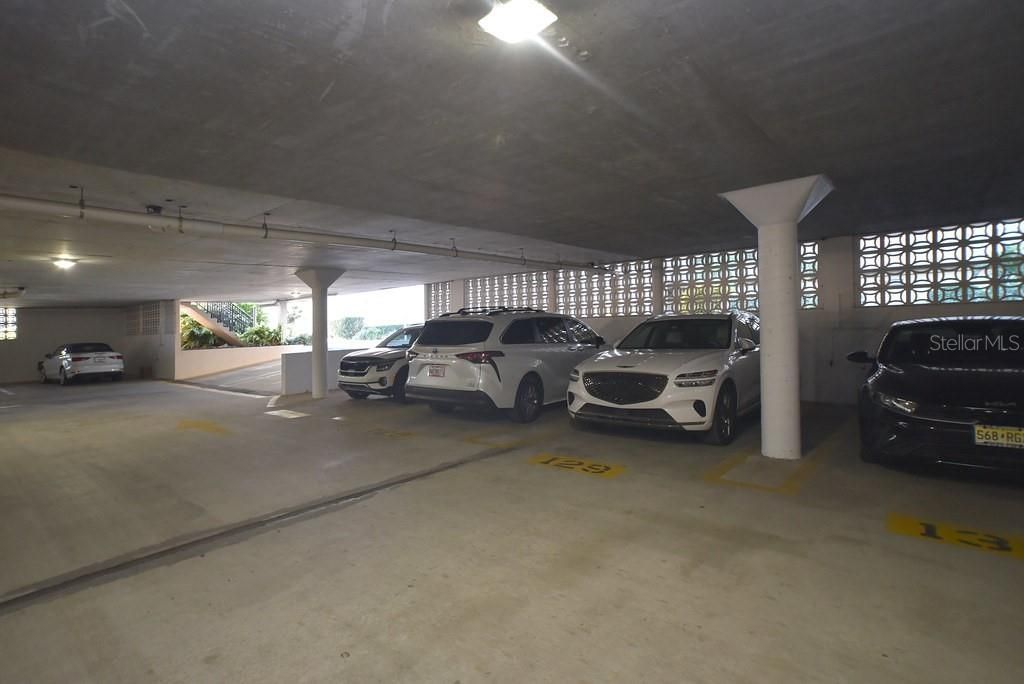 5200 Brittany Drive S, Unit 606, Saint Petersburg, FL 33715 Photo