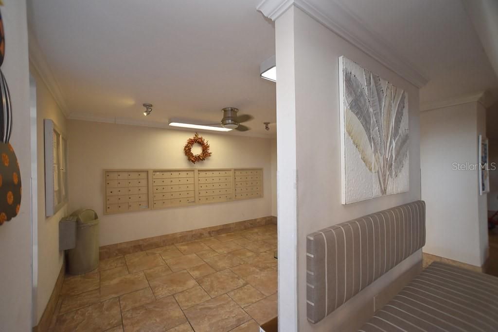 5200 Brittany Drive S, Unit 606, Saint Petersburg, FL 33715 Photo