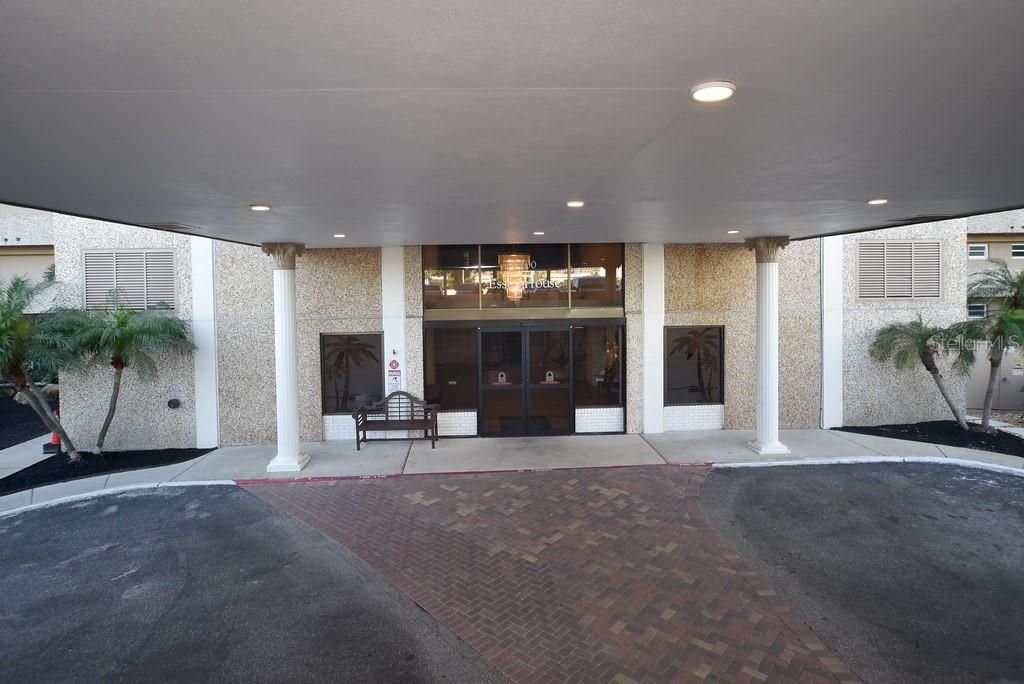 5200 Brittany Drive S, Unit 606, Saint Petersburg, FL 33715 Photo