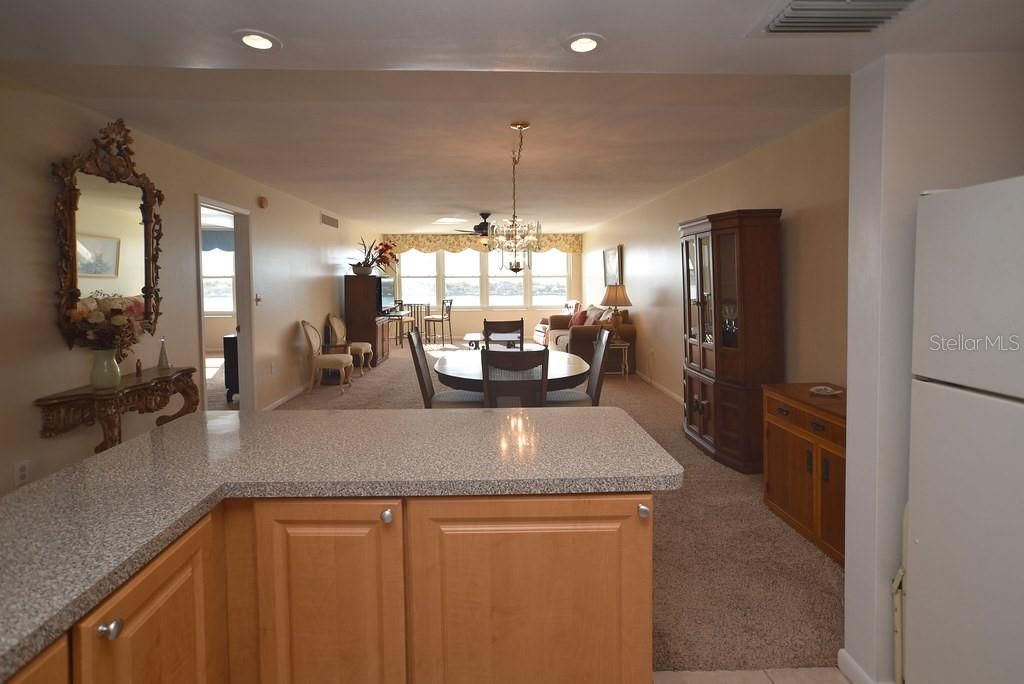 5200 Brittany Drive S, Unit 606, Saint Petersburg, FL 33715 Photo