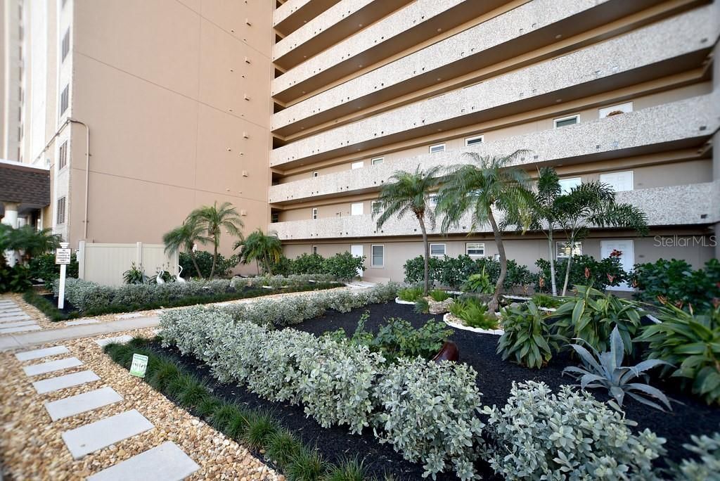 5200 Brittany Drive S, Unit 606, Saint Petersburg, FL 33715 Photo